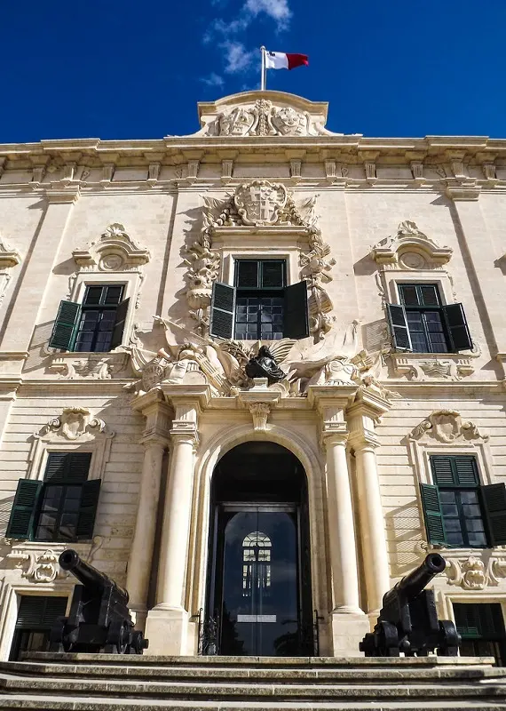 gate in the Auberge